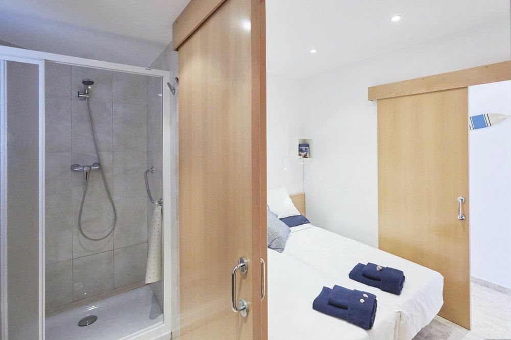 Casa Petit Bateau Be My Guest Castelldefels Apartment Ngoại thất bức ảnh